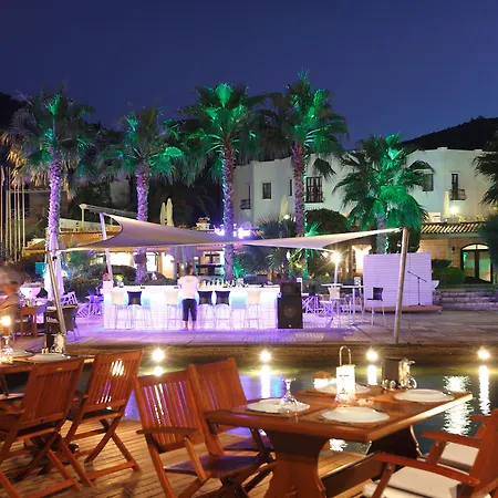 호텔 Torbahan Boutique & Club 3*