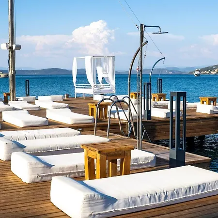 Torbahan 3* Τόρμπα